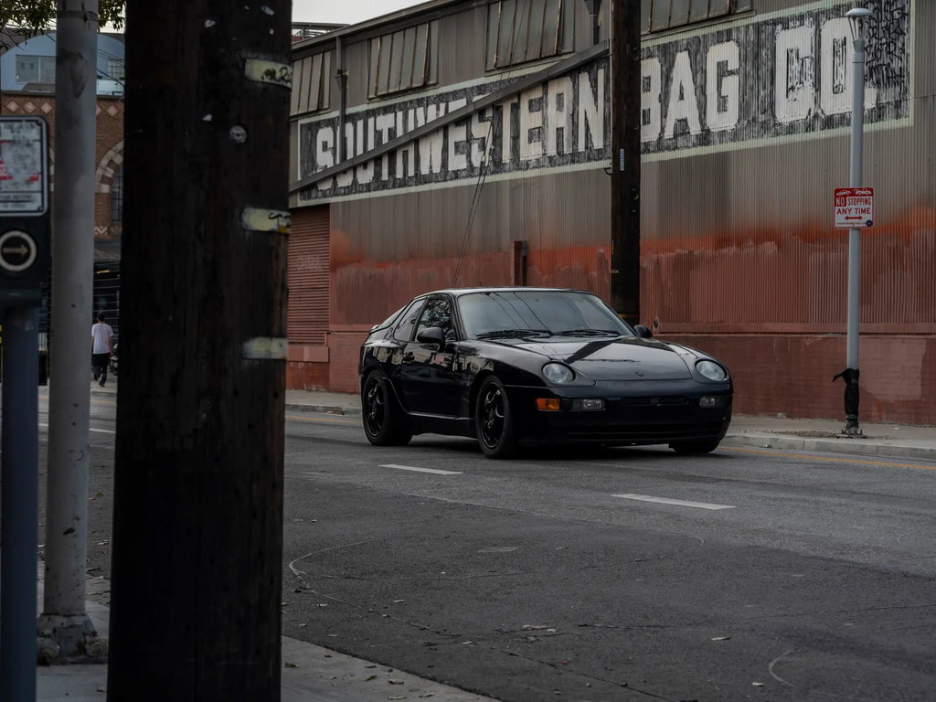 Porsche 968