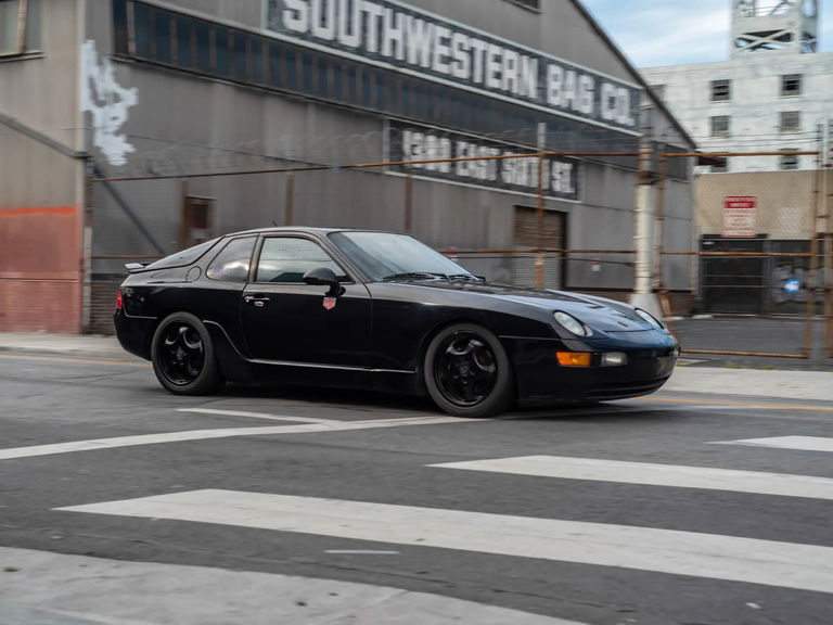 Porsche 968