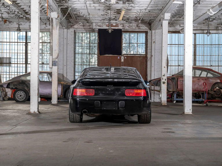 Porsche 968