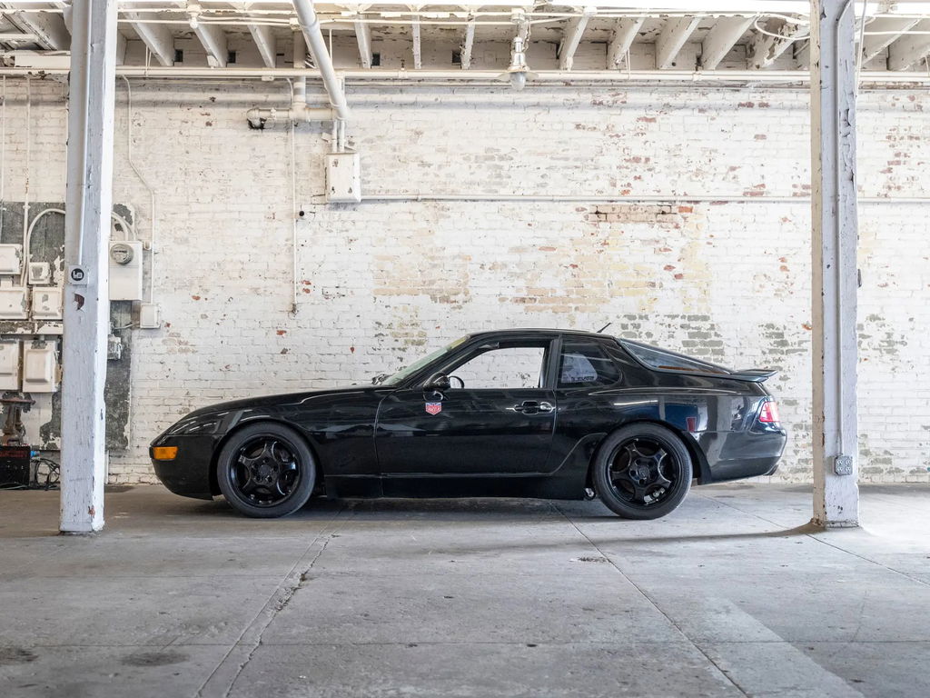 Porsche 968
