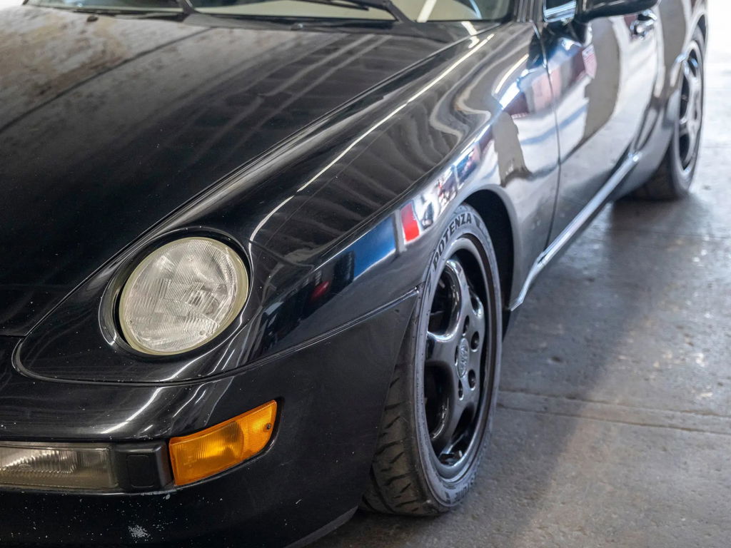Porsche 968
