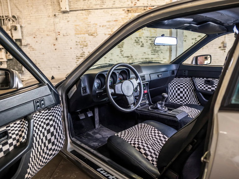 Porsche 924 Turbo