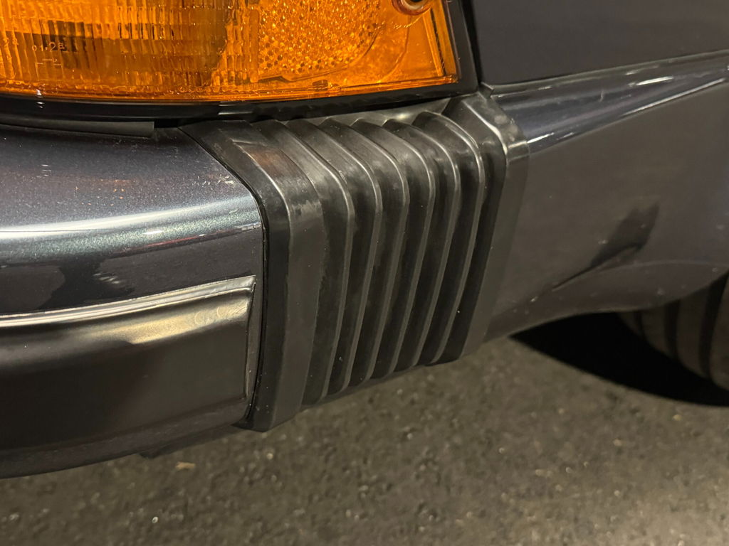 Porsche 911 Carrera 3.2 (US)