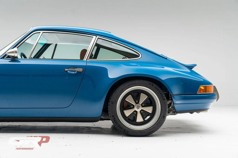 Porsche 911 Reimagined by Singer