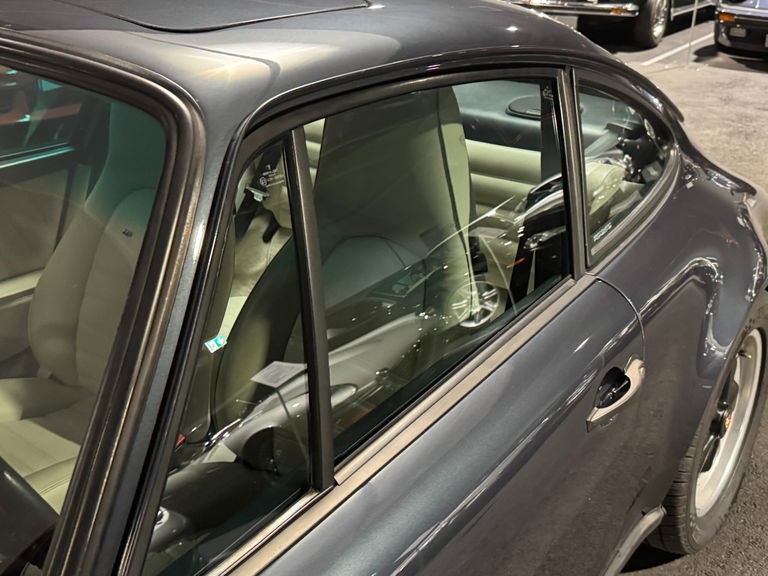 Porsche 911 Carrera 3.2 (US)