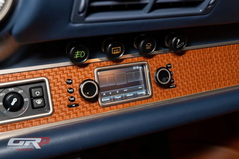 Porsche 911 Reimagined by Singer