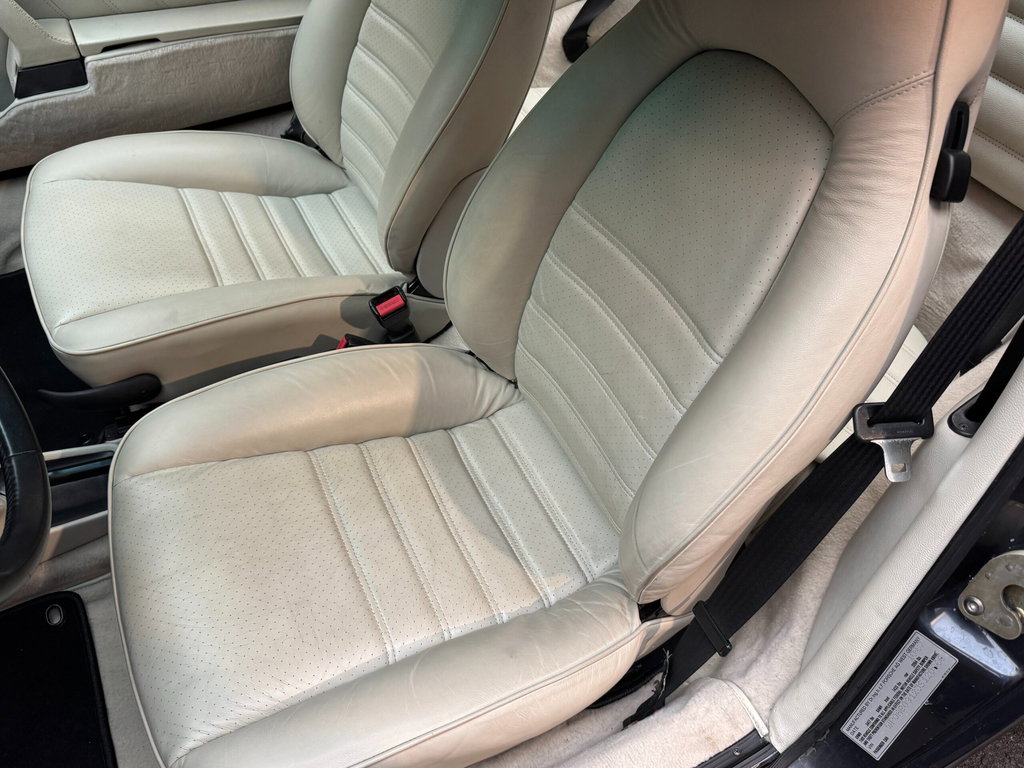 Porsche 911 Carrera 3.2 (US)