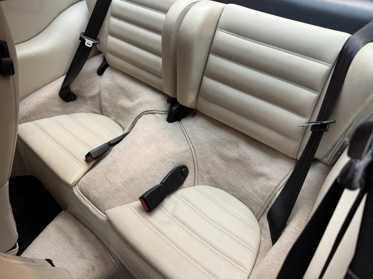 Porsche 911 Carrera 3.2 (US)