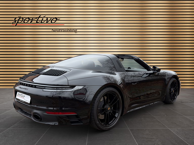 Porsche 992 Targa 4 GTS