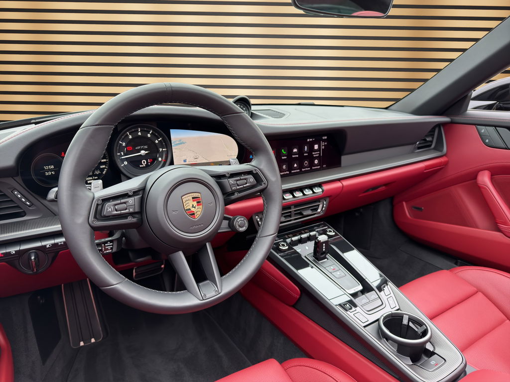 Porsche 992 Targa 4 GTS