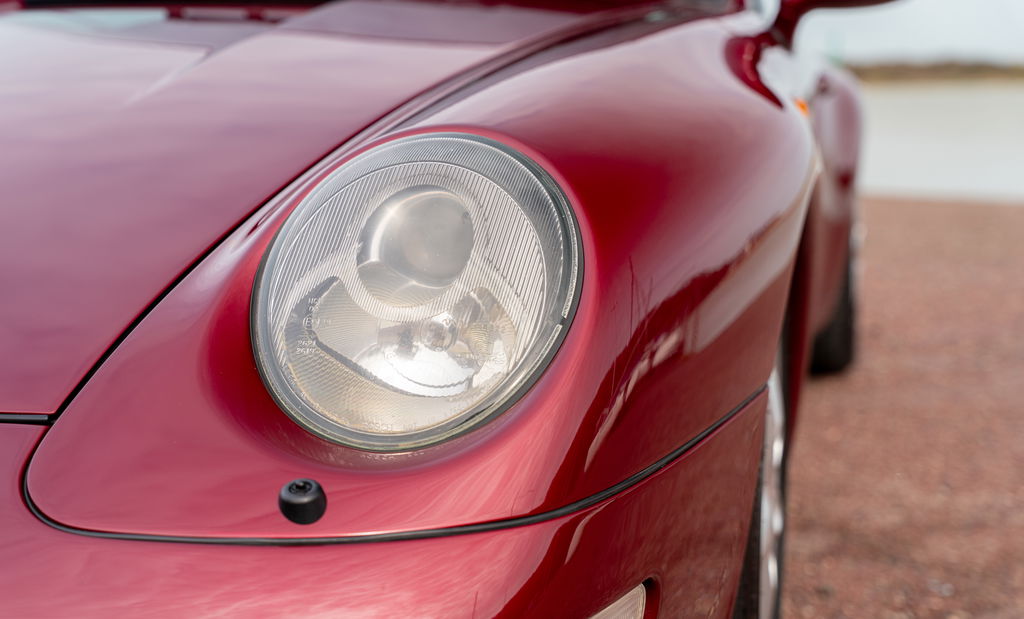 Porsche 993 Carrera 4
