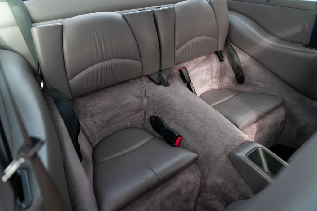 Porsche 993 Carrera 4