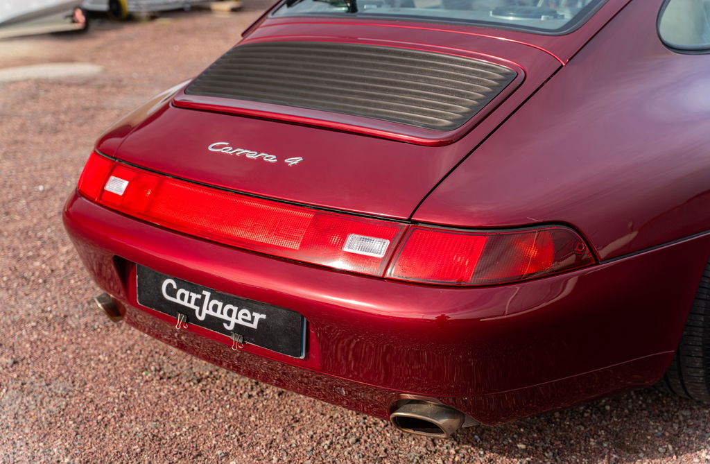 Porsche 993 Carrera 4
