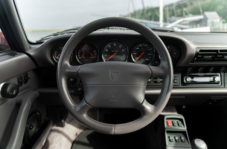 Porsche 993 Carrera 4