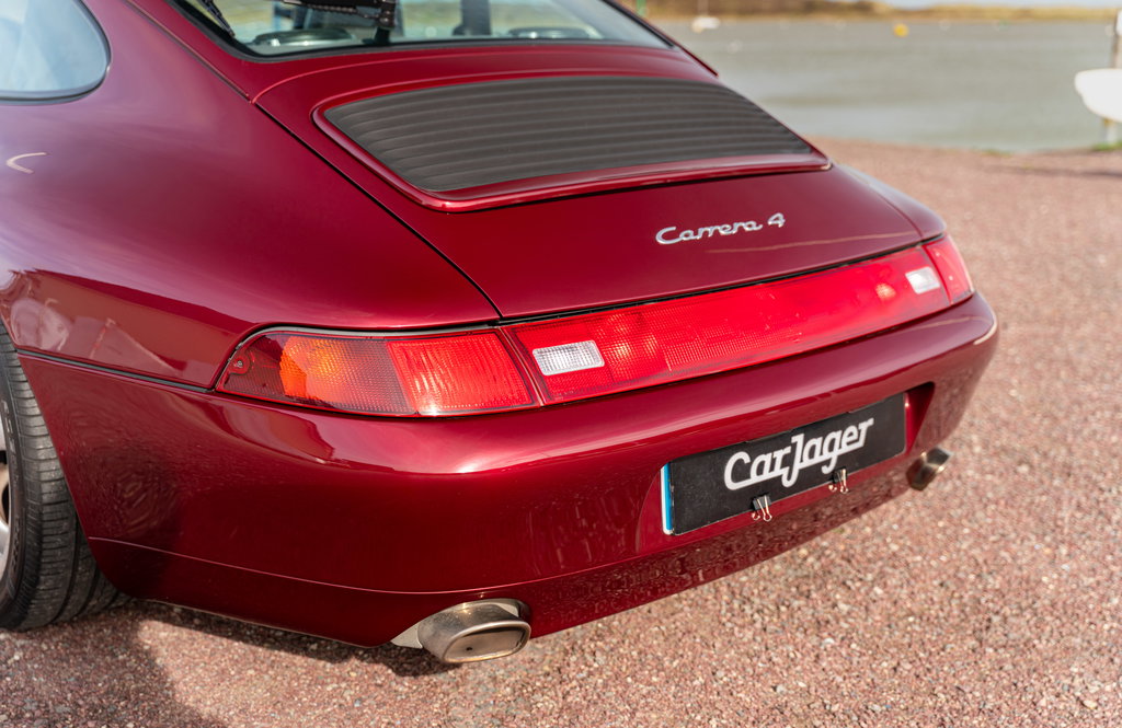 Porsche 993 Carrera 4