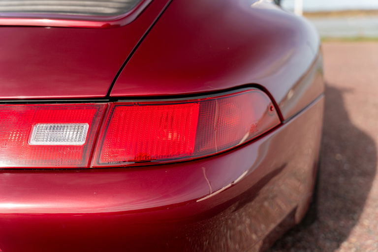 Porsche 993 Carrera 4