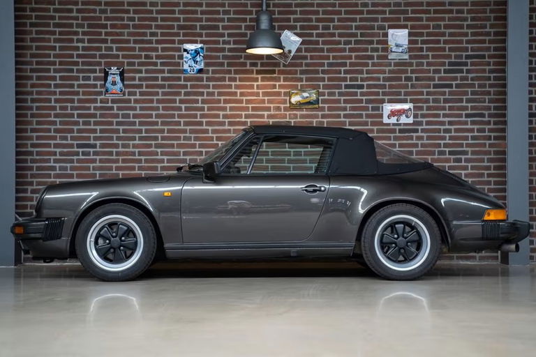 Porsche 911 Carrera 3.2