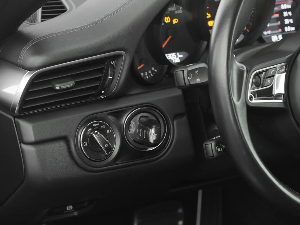 Porsche 991.2 Carrera GTS