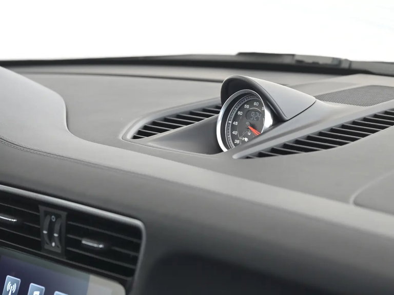 Porsche 991.2 Carrera GTS