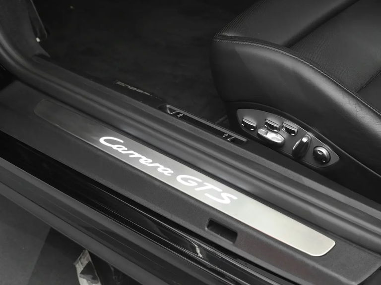 Porsche 991.2 Carrera GTS