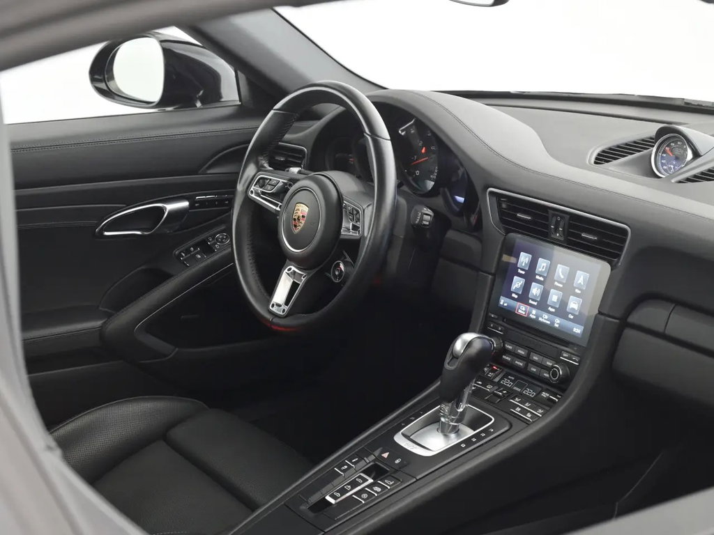 Porsche 991.2 Carrera GTS