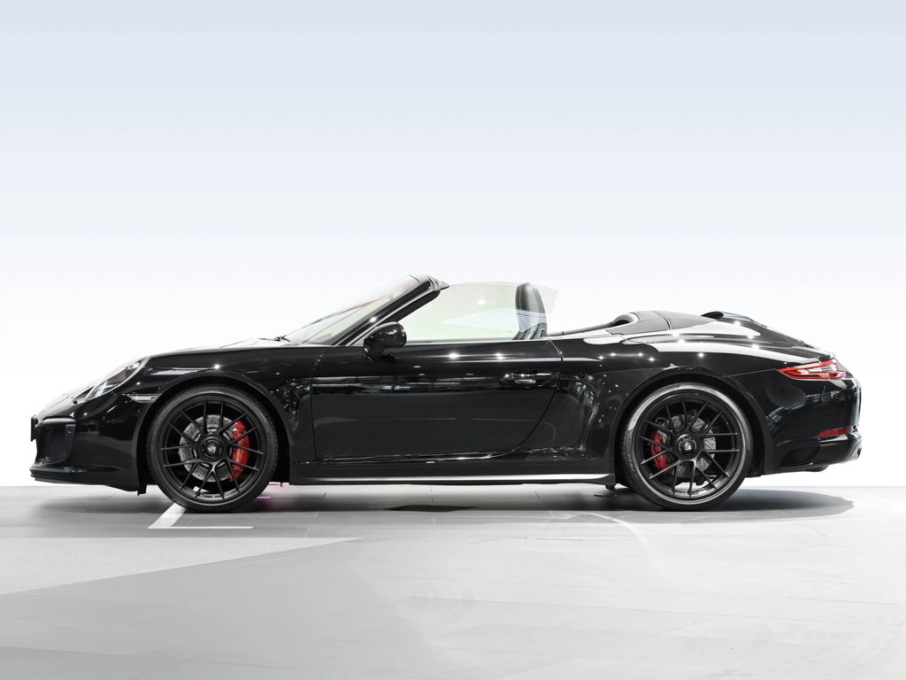Porsche 991.2 Carrera GTS