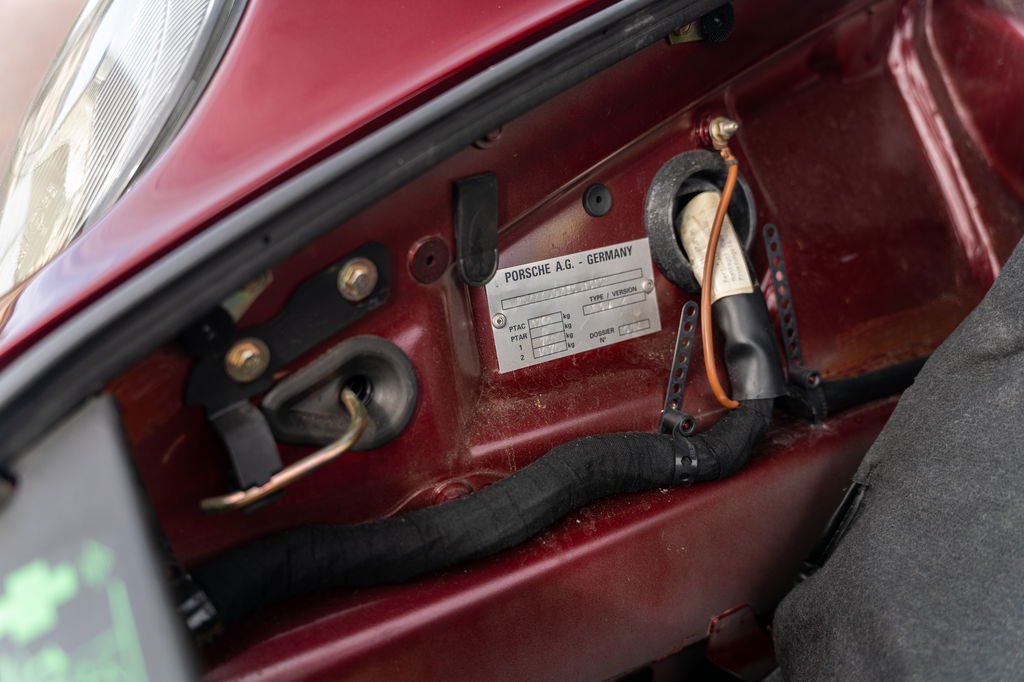 Porsche 993 Carrera 4