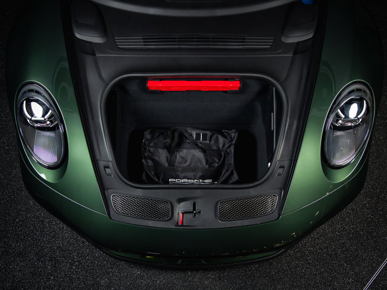 Porsche 992 GT3 Touring