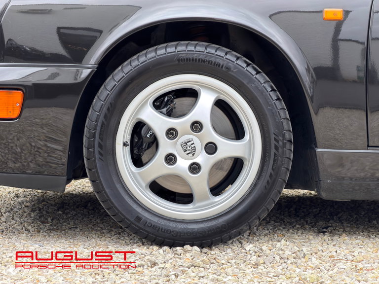 Porsche 964 Carrera 4