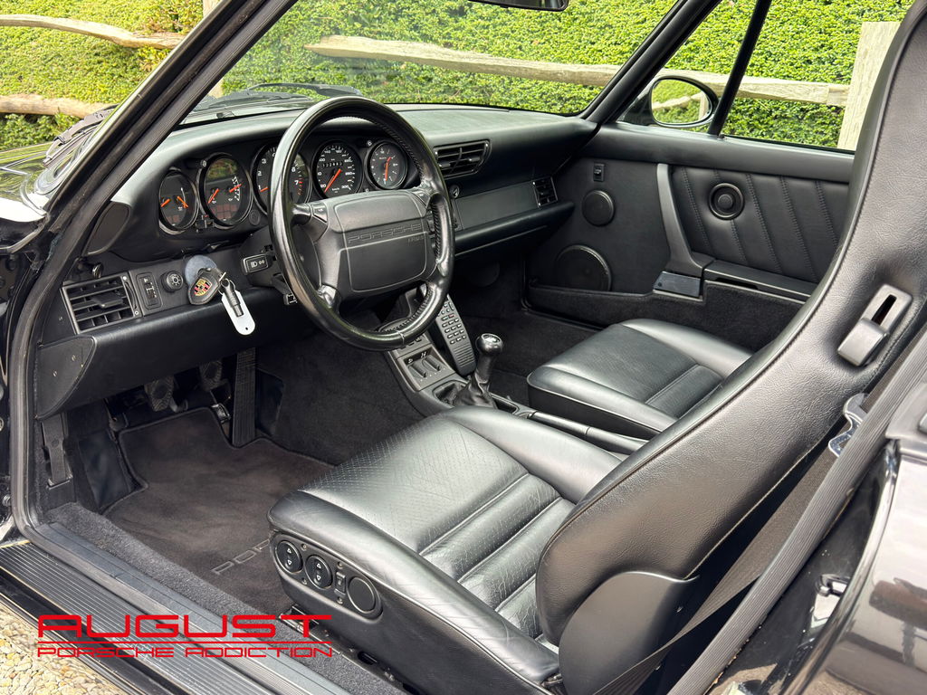 Porsche 964 Carrera 4