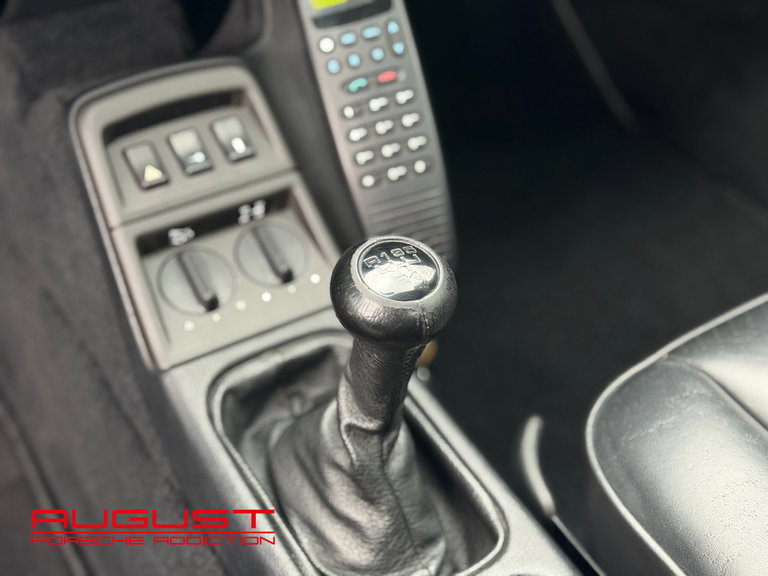 Porsche 964 Carrera 4