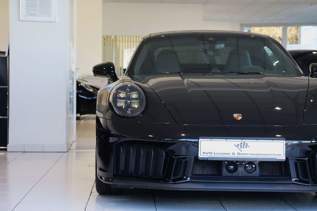 Porsche 992.2 Carrera GTS