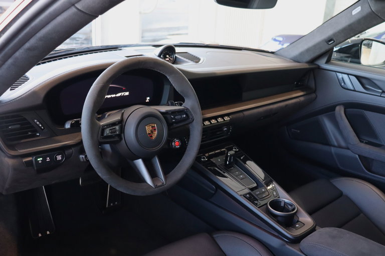 Porsche 992.2 Carrera GTS