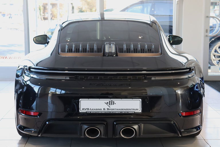 Porsche 992.2 Carrera GTS