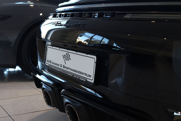 Porsche 992.2 Carrera GTS