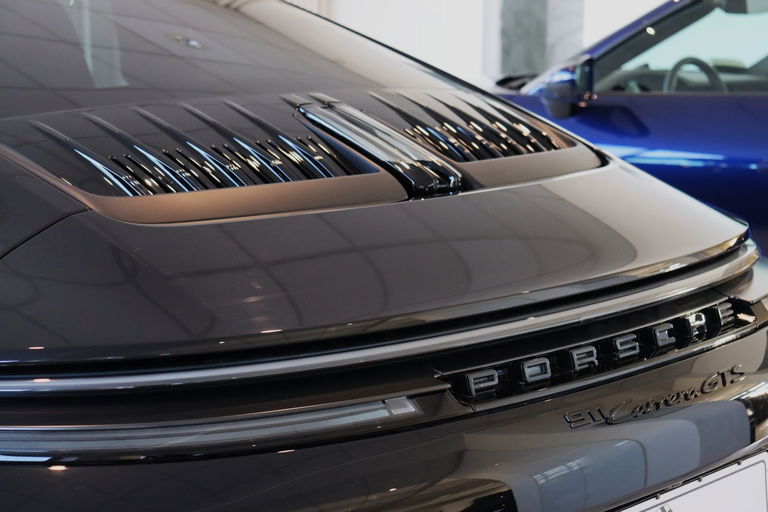 Porsche 992.2 Carrera GTS