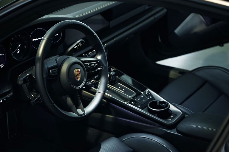 Porsche 992 Carrera GTS