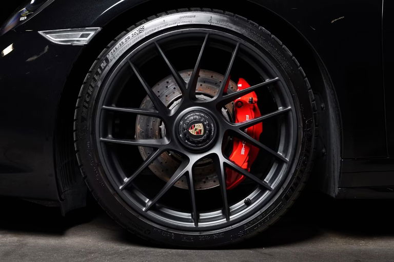 Porsche 991.2 Carrera 4 GTS