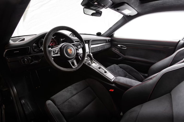 Porsche 991.2 Carrera 4 GTS