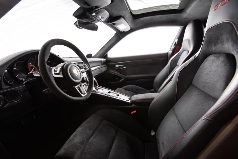 Porsche 991.2 Carrera 4 GTS