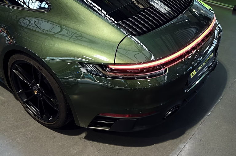Porsche 992 Carrera GTS