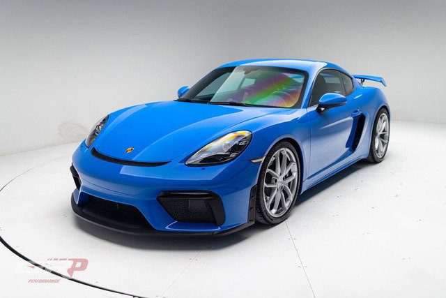 Porsche 718 Cayman GT4