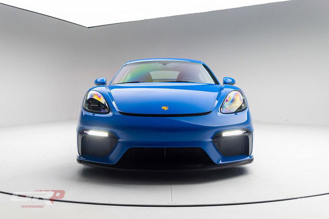 Porsche 718 Cayman GT4