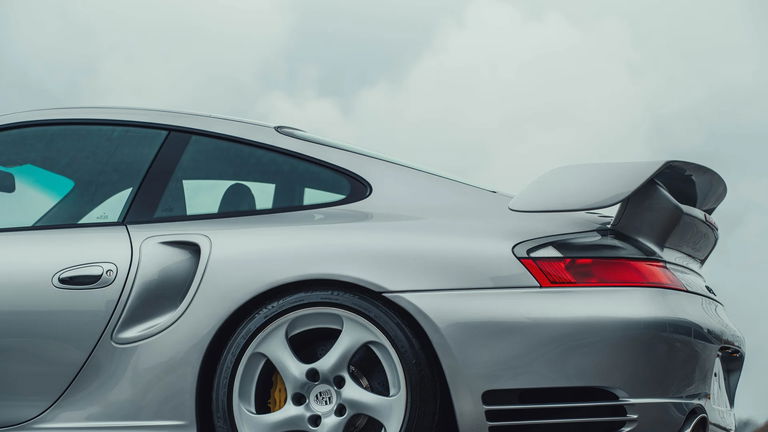Porsche 996.2 GT2