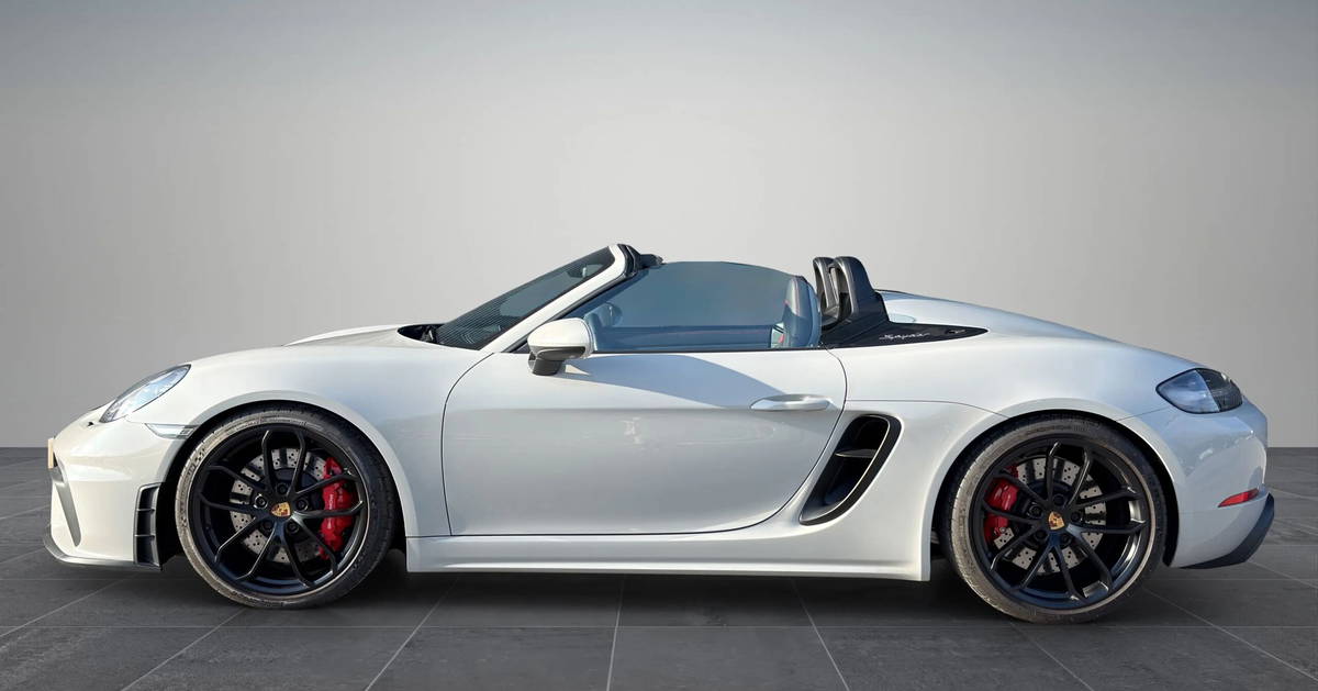 Porsche 718 Spyder 2021 - elferspot.com - Marketplace for Porsche