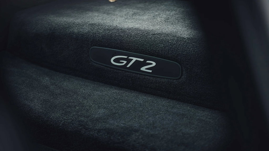 Porsche 996.2 GT2
