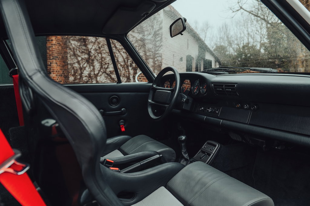 Porsche 964 Carrera RS