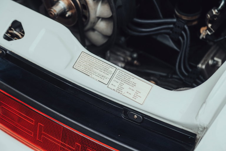 Porsche 964 Carrera RS
