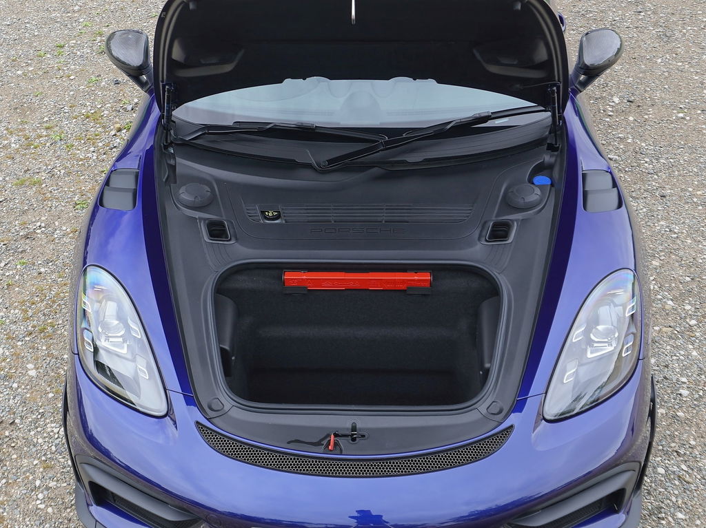 Porsche 718 Cayman GT4 RS