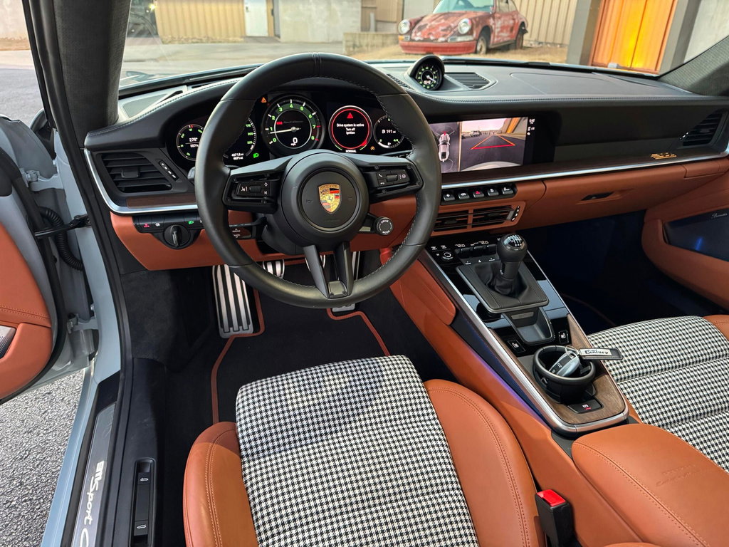 Porsche 992 Sport Classic